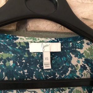 Joie green and cream silk blouse in XS